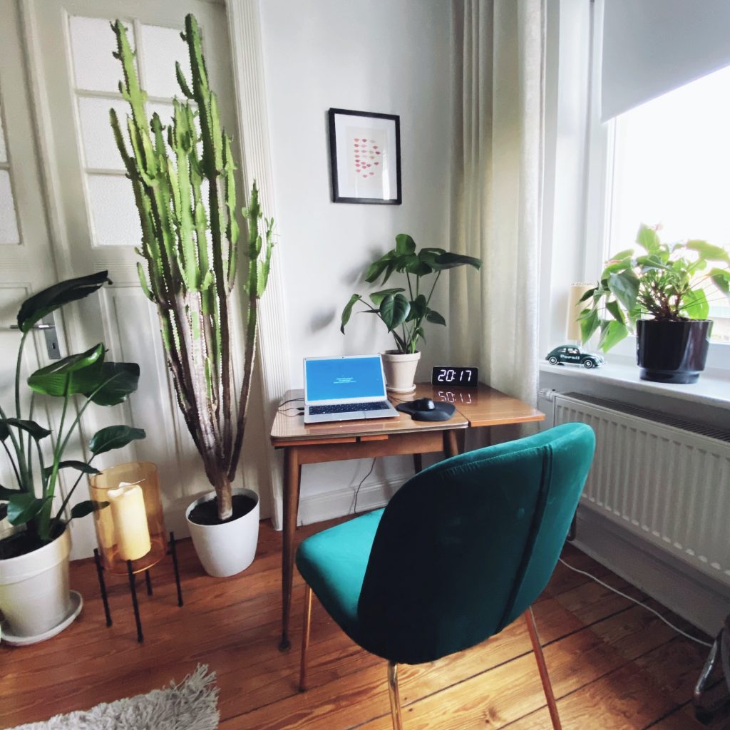 5 tips to create an Instagram-worthy WFH space 2