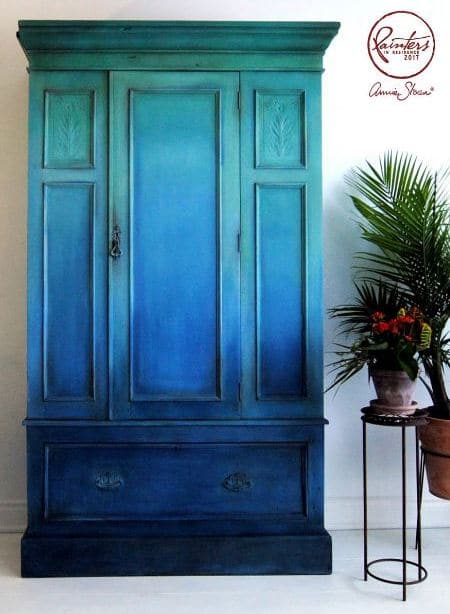 Blue-Ombre-Wardrobe